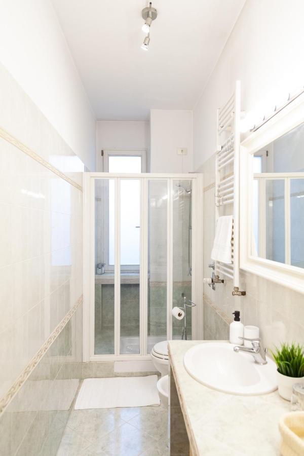 Sebino Guest House Милан Экстерьер фото